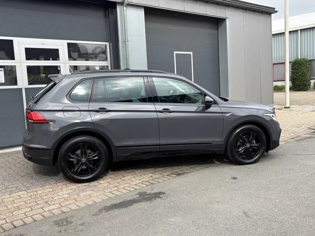 Volkswagen Tiguan 1.5 TSI Elegance Urban Sport | HUD| Led| Panoramadak| Stoelverw.| Harman Kardon| Trekhaak| Keyless Volkswagen Tiguan 1.5 TSI Elegance Urban Sport | HUD| Led| Panoramadak| Stoelverw.| Harman Kardon| Trekhaak| Keyless