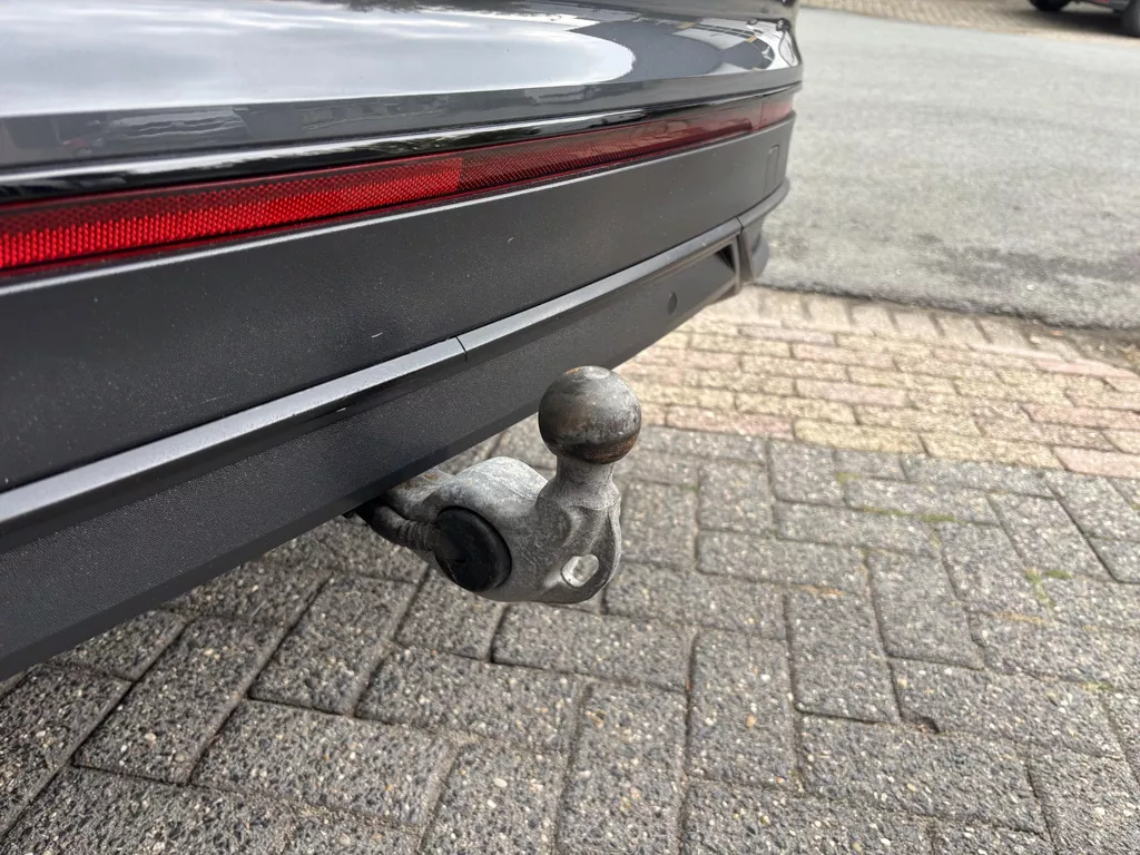 Volkswagen Tiguan 1.5 TSI Elegance Urban Sport | HUD| Led| Panoramadak| Stoelverw.| Harman Kardon| Trekhaak| Keyless Volkswagen Tiguan 1.5 TSI Elegance Urban Sport | HUD| Led| Panoramadak| Stoelverw.| Harman Kardon| Trekhaak| Keyless