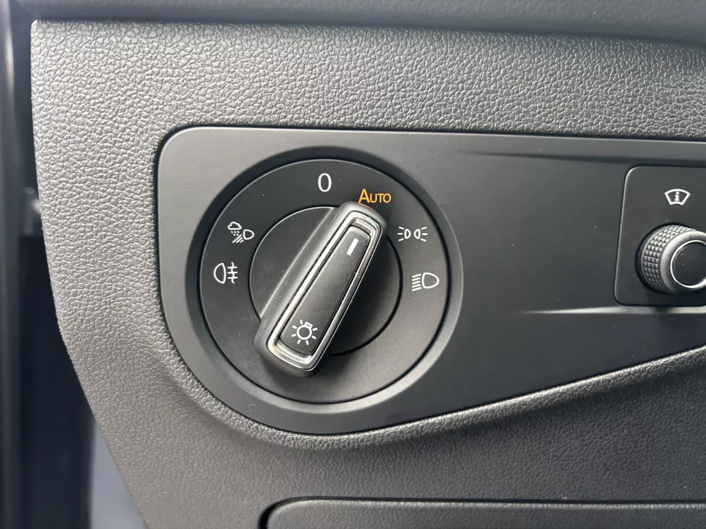 Volkswagen Tiguan 1.5 TSI Elegance Urban Sport | HUD| Led| Panoramadak| Stoelverw.| Harman Kardon| Trekhaak| Keyless Volkswagen Tiguan 1.5 TSI Elegance Urban Sport | HUD| Led| Panoramadak| Stoelverw.| Harman Kardon| Trekhaak| Keyless