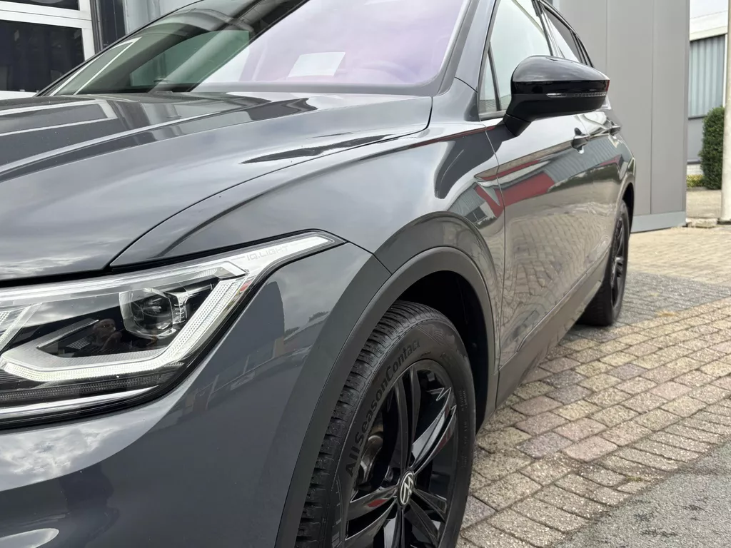 Volkswagen Tiguan 1.5 TSI Elegance Urban Sport | HUD| Led| Panoramadak| Stoelverw.| Harman Kardon| Trekhaak| Keyless Volkswagen Tiguan 1.5 TSI Elegance Urban Sport | HUD| Led| Panoramadak| Stoelverw.| Harman Kardon| Trekhaak| Keyless