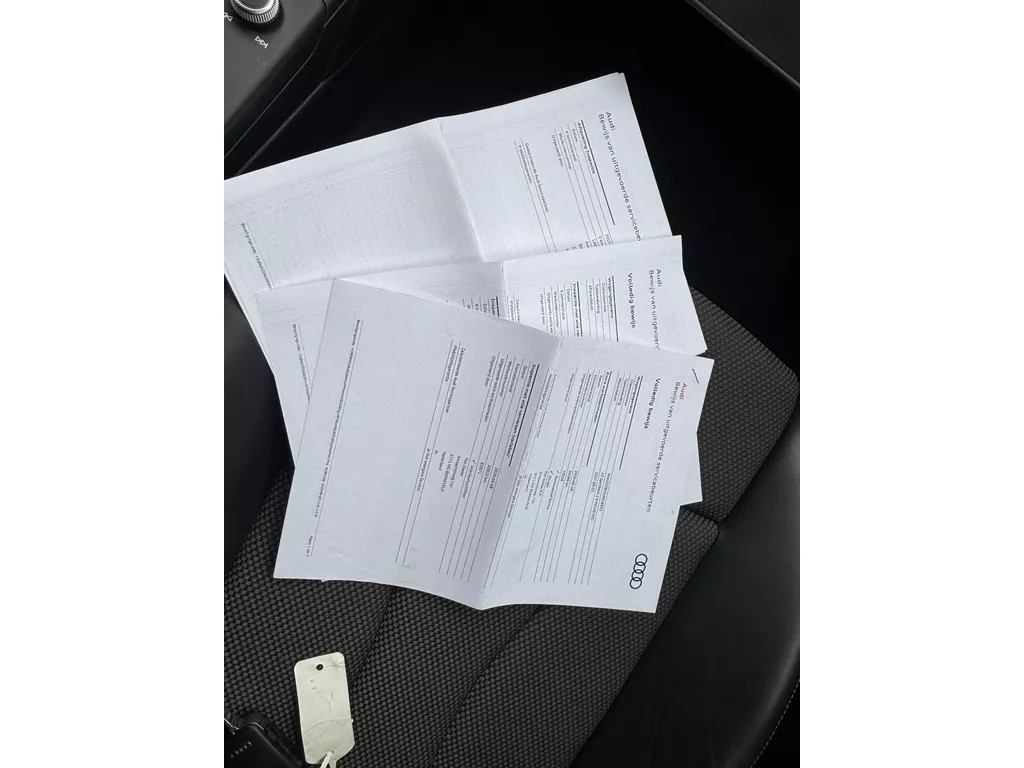 Audi A3 Sportback 2.0 TFSI Sport S Line Edition 19"| B&O| Navigatie| NL-Auto. Audi A3 Sportback 2.0 TFSI Sport S Line Edition 19"| B&O| Navigatie| NL-Auto.