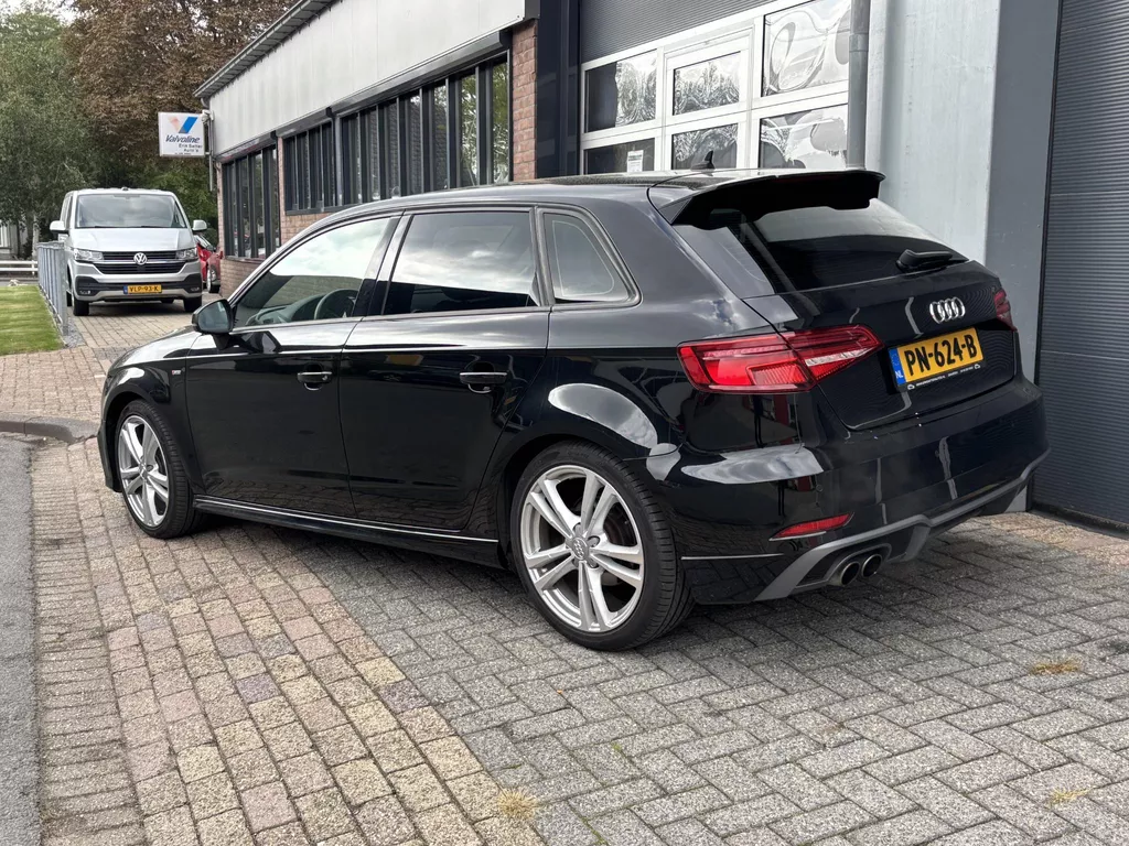 Audi A3 Sportback 2.0 TFSI Sport S Line Edition 19"| B&O| Navigatie| NL-Auto. Audi A3 Sportback 2.0 TFSI Sport S Line Edition 19"| B&O| Navigatie| NL-Auto.